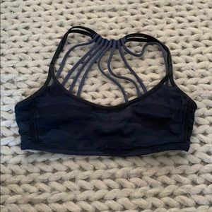 Lululemon sports bra